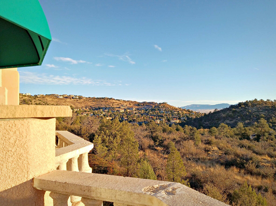 The Forest Villas Hotel主图