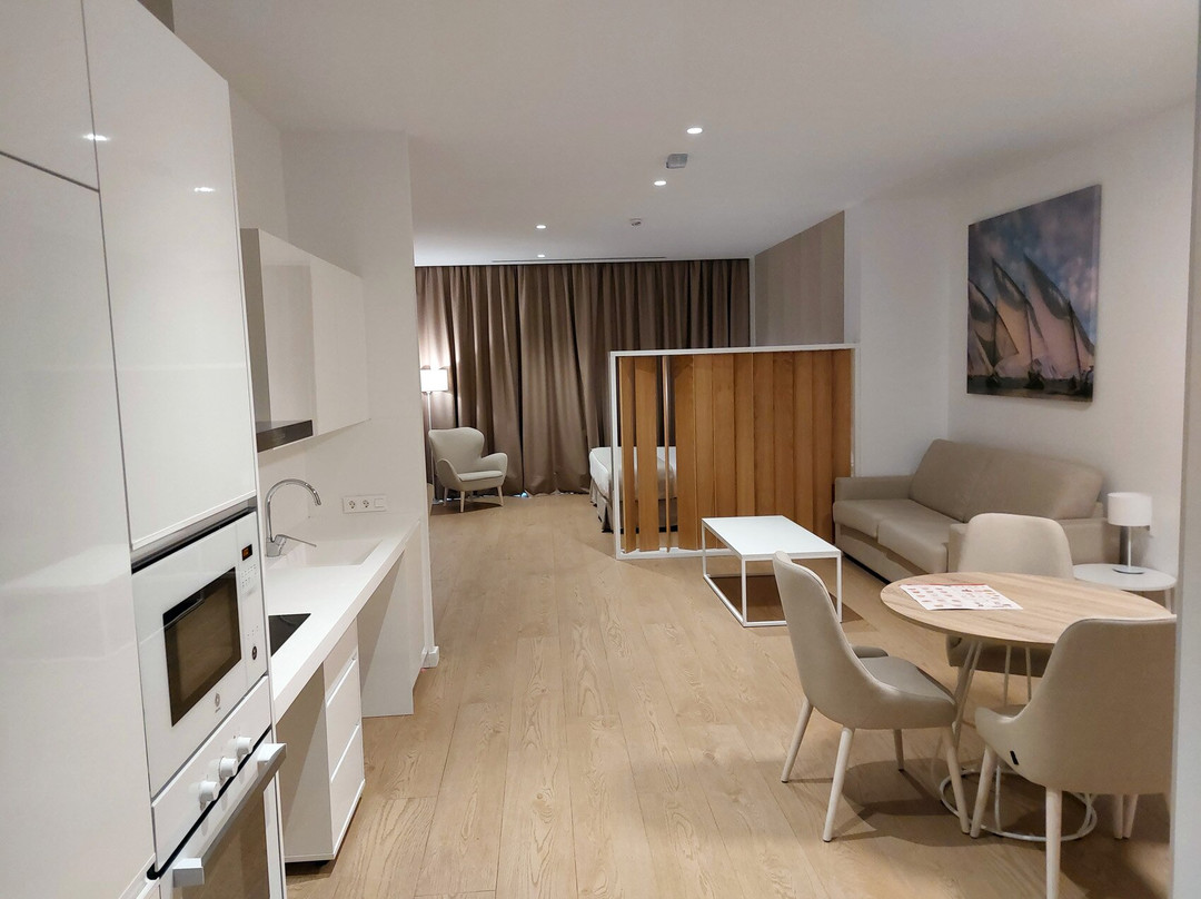 阿尔布菲拉酒店主图