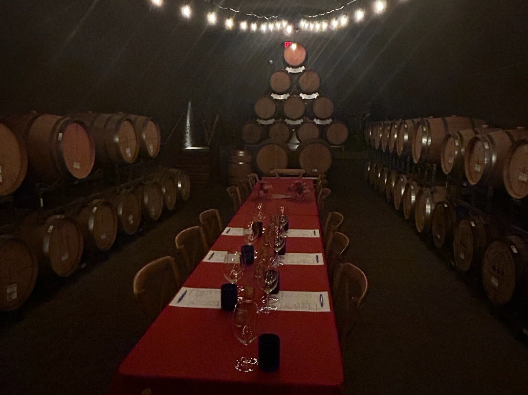 Napa Valley Wine Excursions-圣海伦娜必去景点