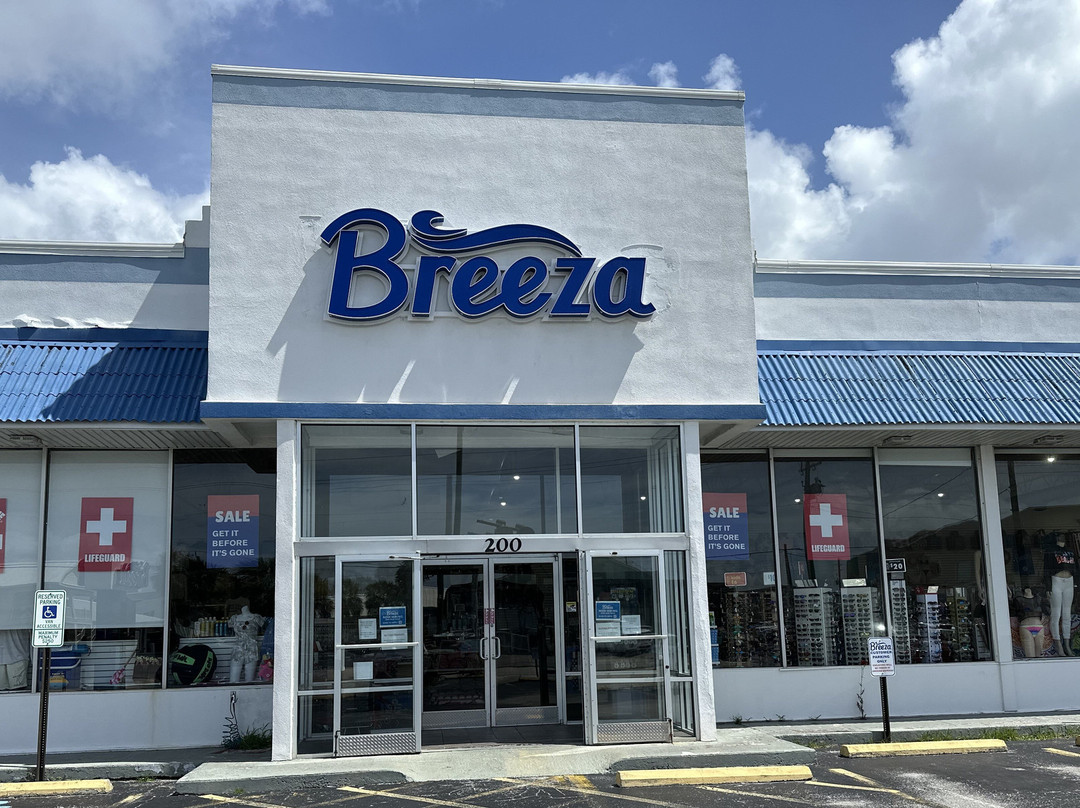 Breeza Beachwear景点图片