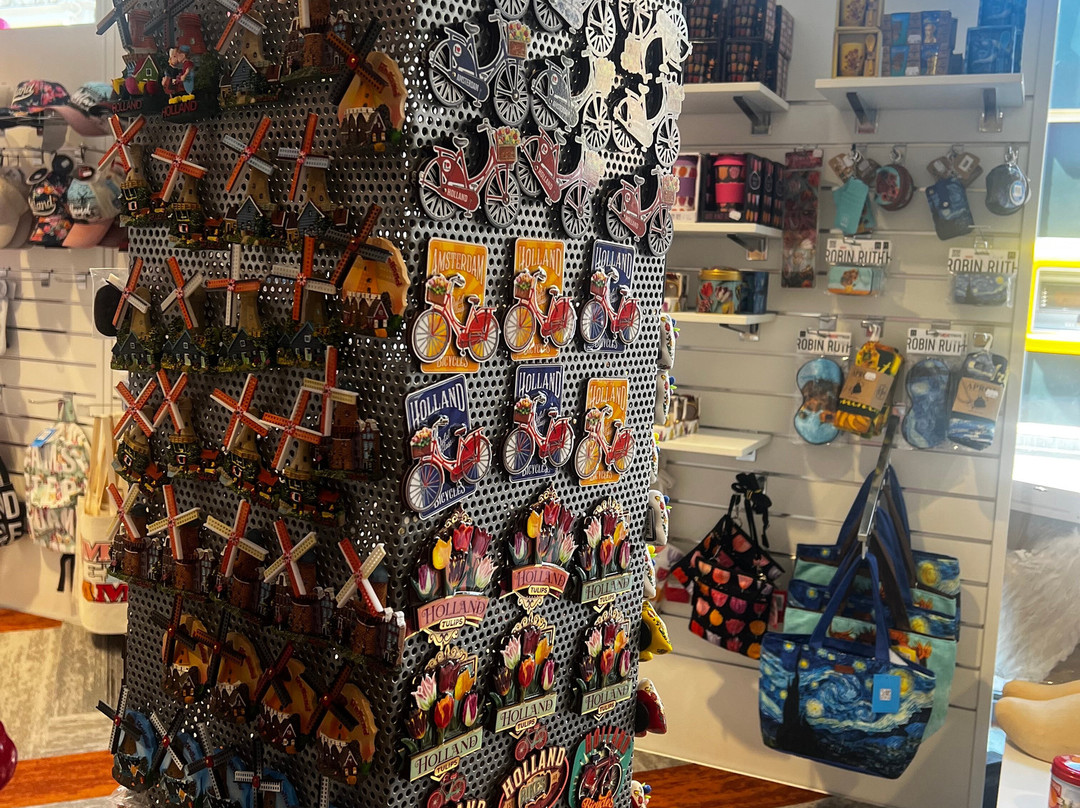 Feestartikelenshop-阿纳姆必去景点