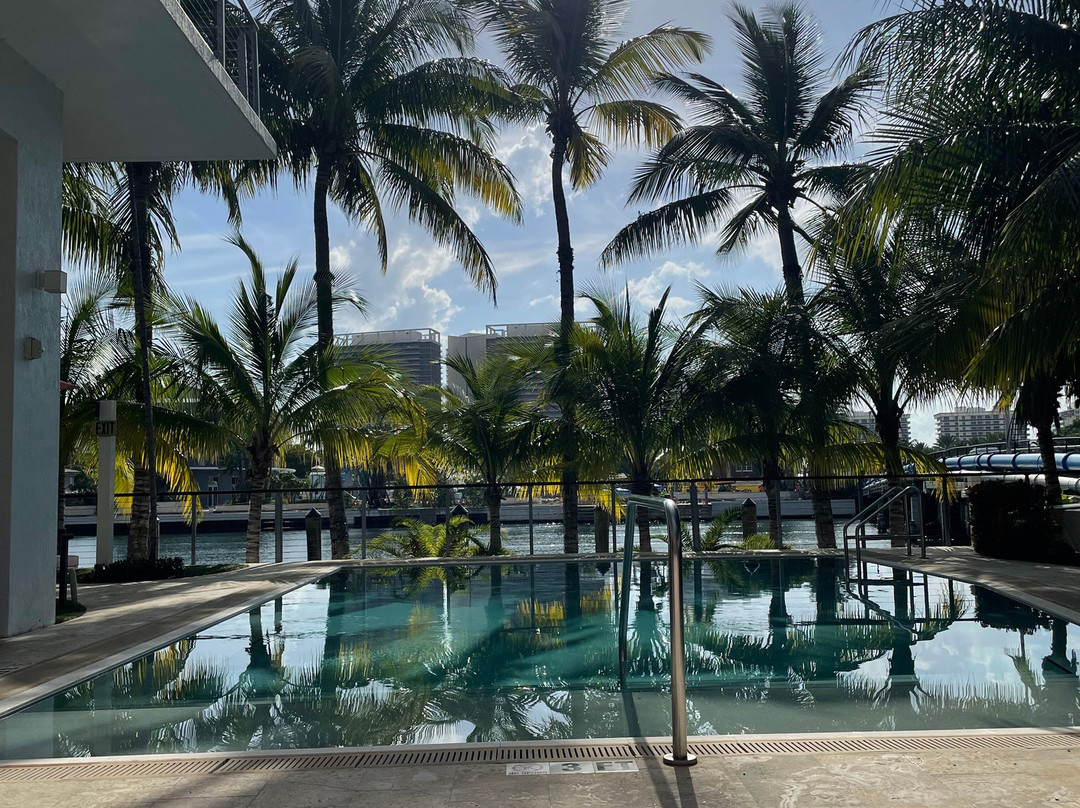 Grand Beach Hotel Bay Harbor主图