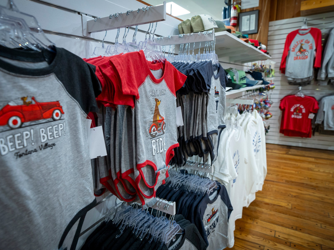 Fontana Village General Store-Fontana Dam必去景点