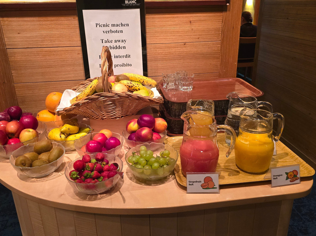 Hotel Bellevue主图