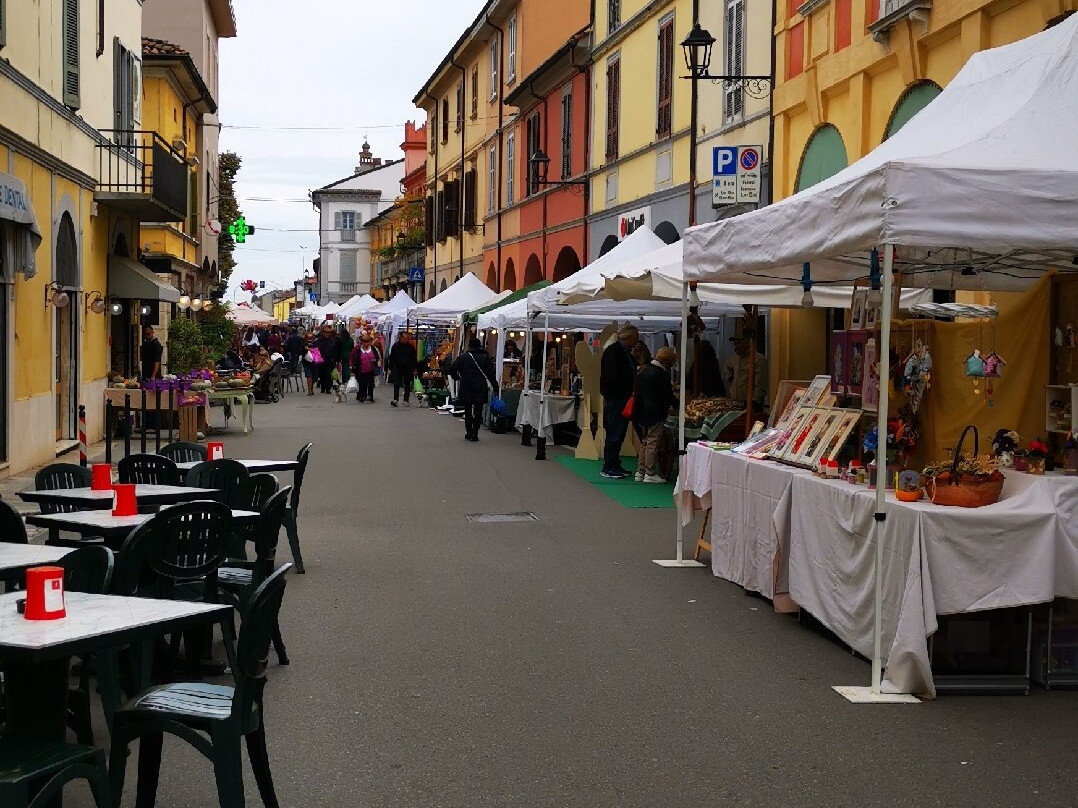 Fiera Dell'Aglio景点图片