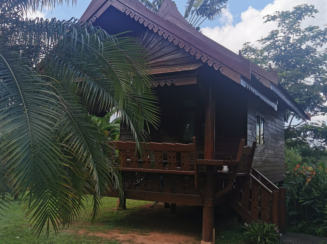 Huai Chan Waterfall-坤汉必去景点