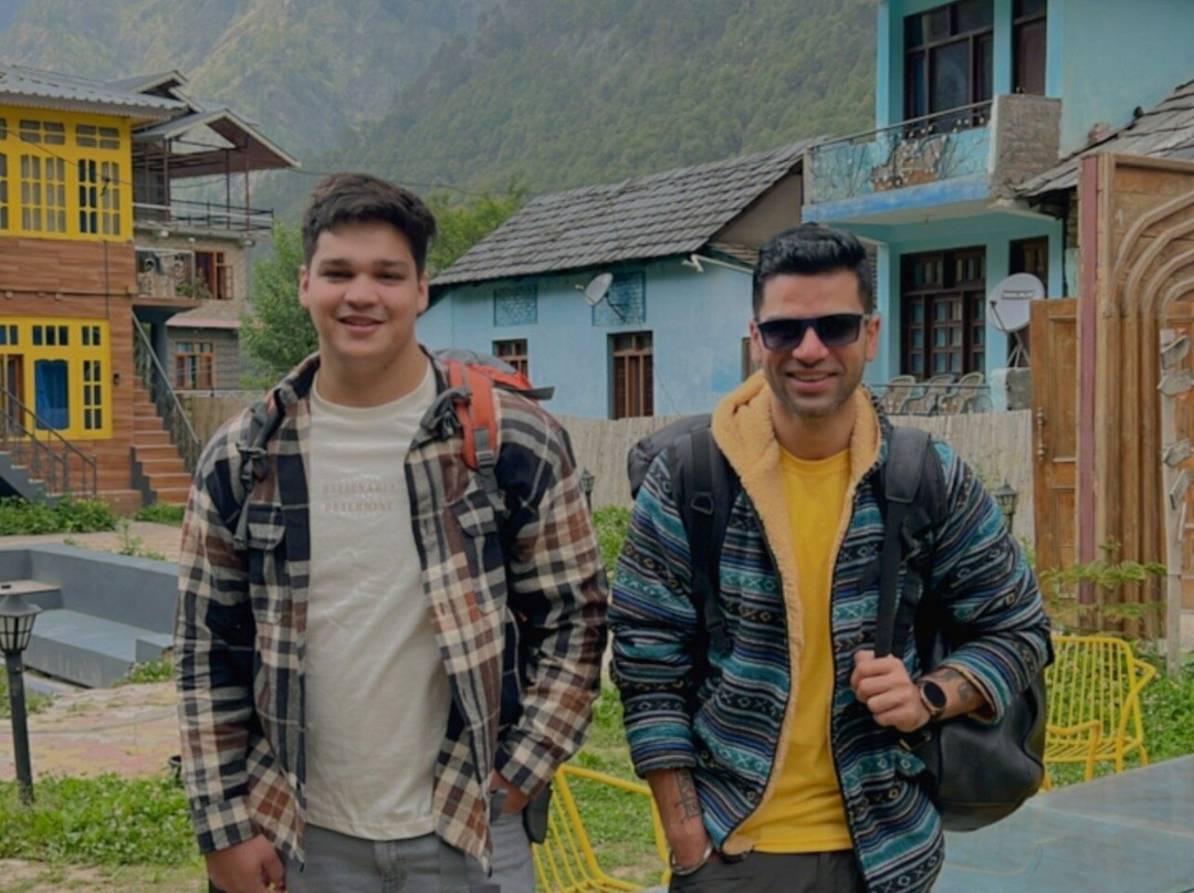 Whoopers Boutique Kasol
