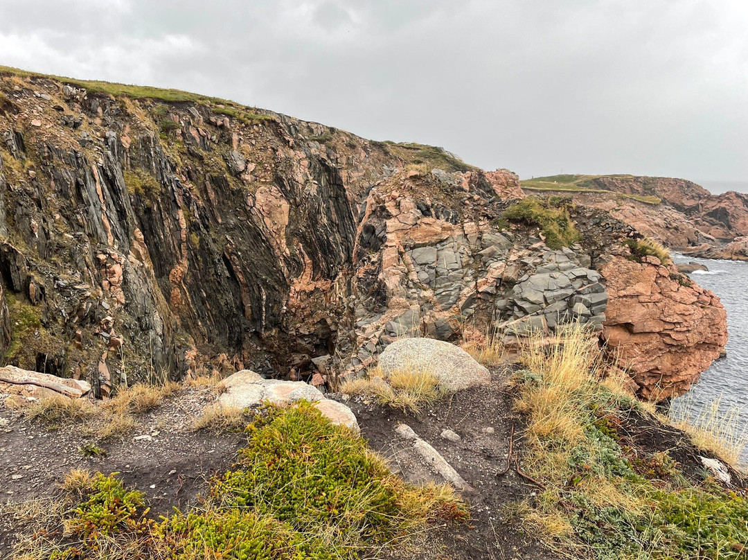White Point Hiking Trail景点图片