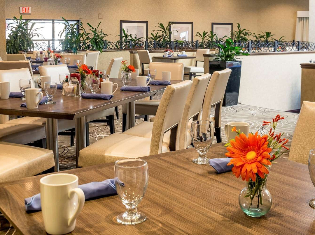 DoubleTree by Hilton Hotel Boston - Milford主图