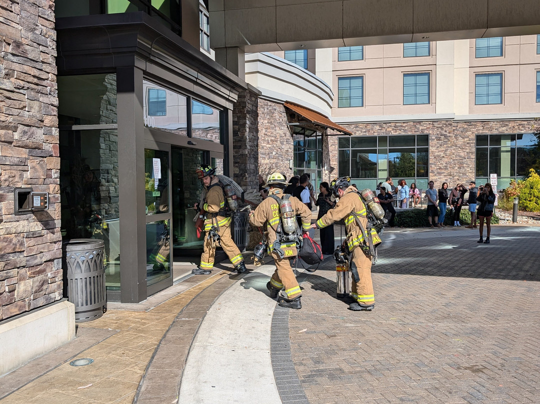 Embassy Suites by Hilton Springfield主图