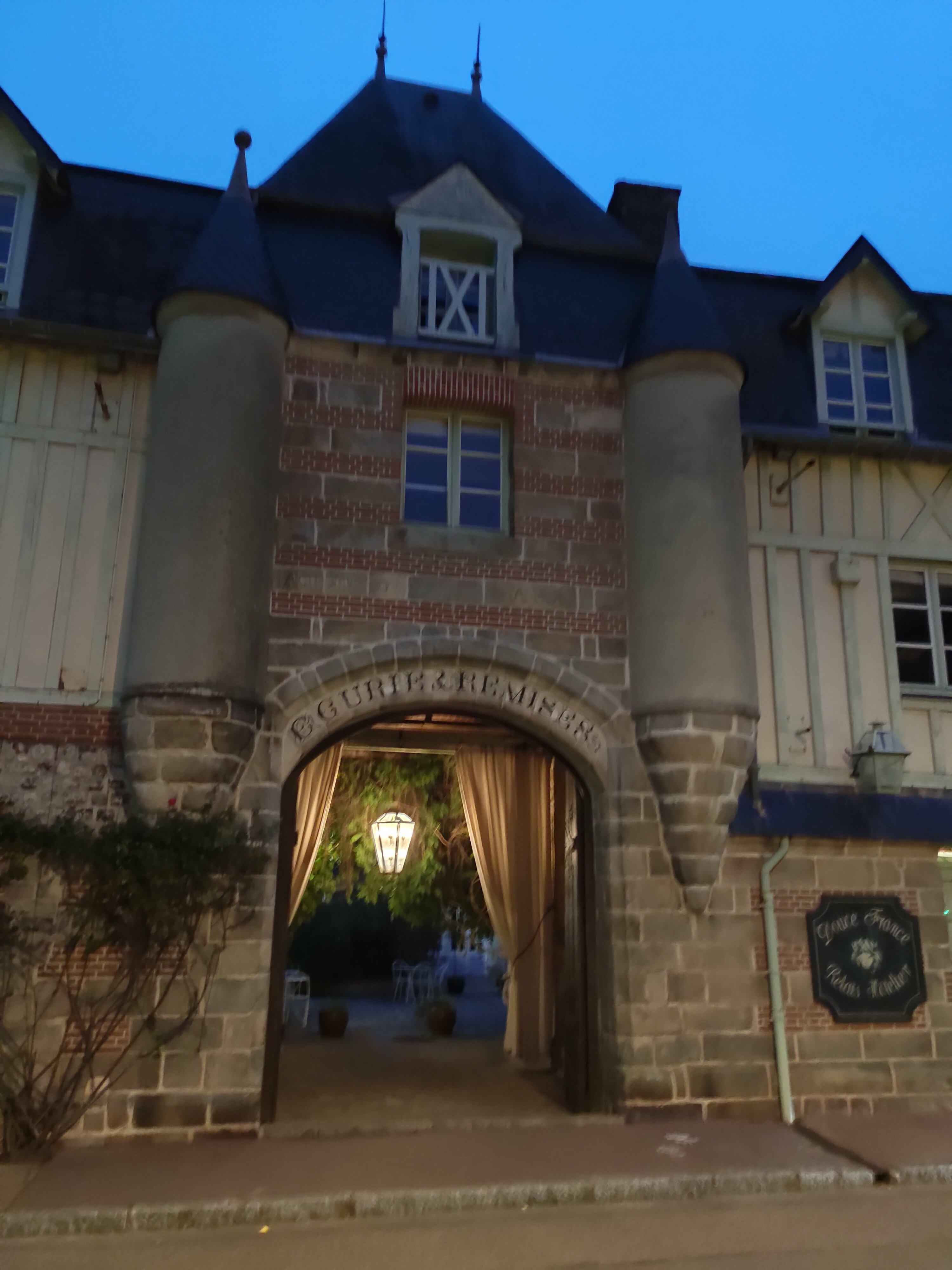 Relais Hotelier Douce France-浴室