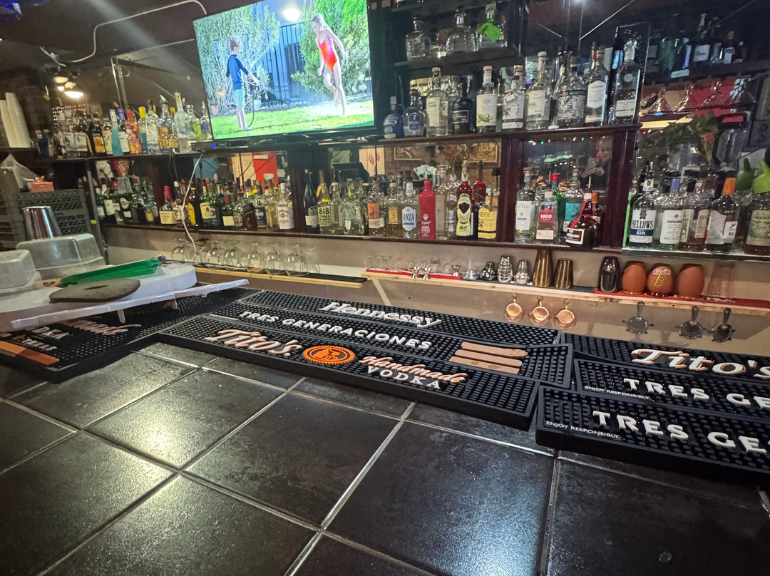 Los Magueyes Mexican Grill