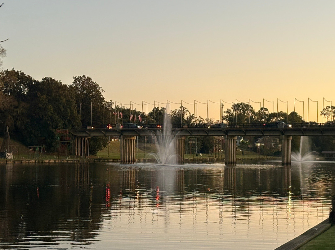 Historic District Shopping-纳基托什县必去景点