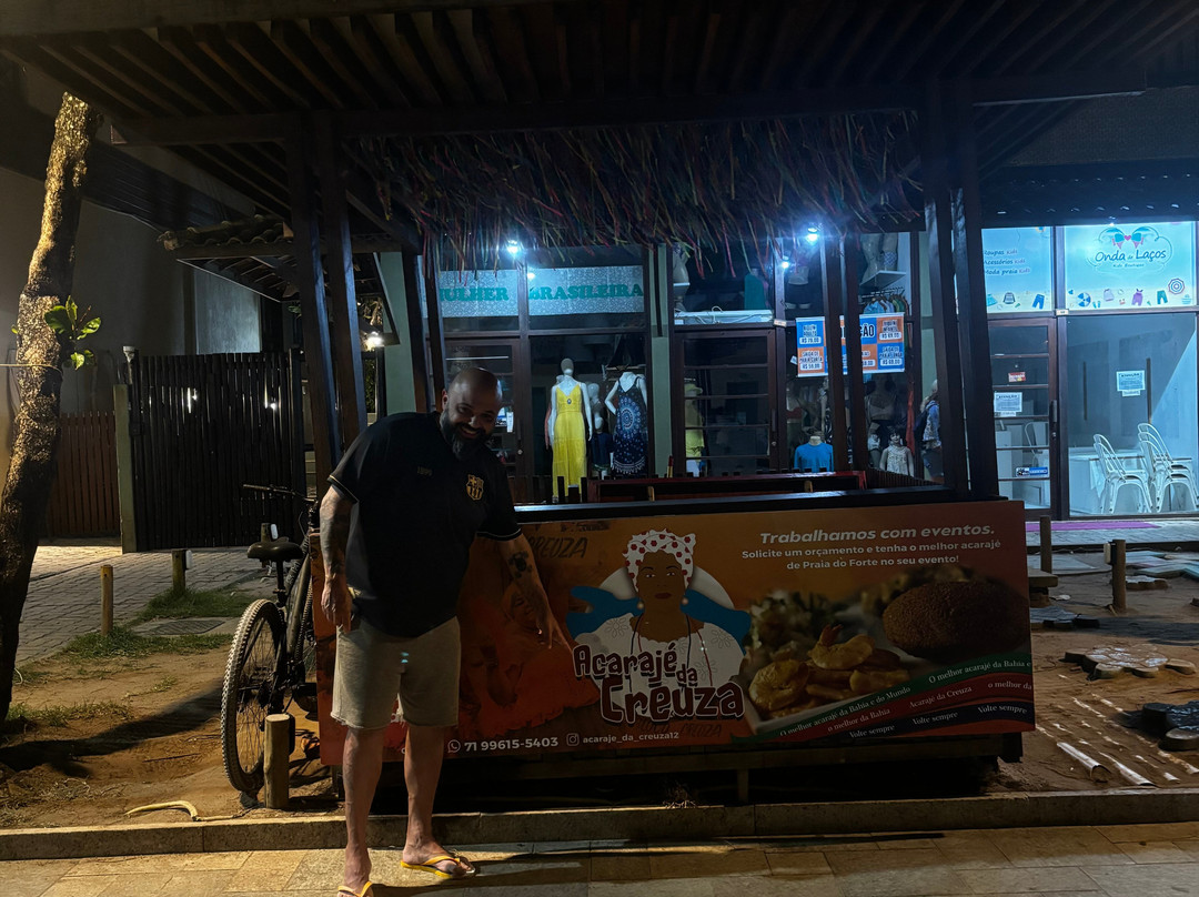 Sobrado - cozinha praia e contemporânea