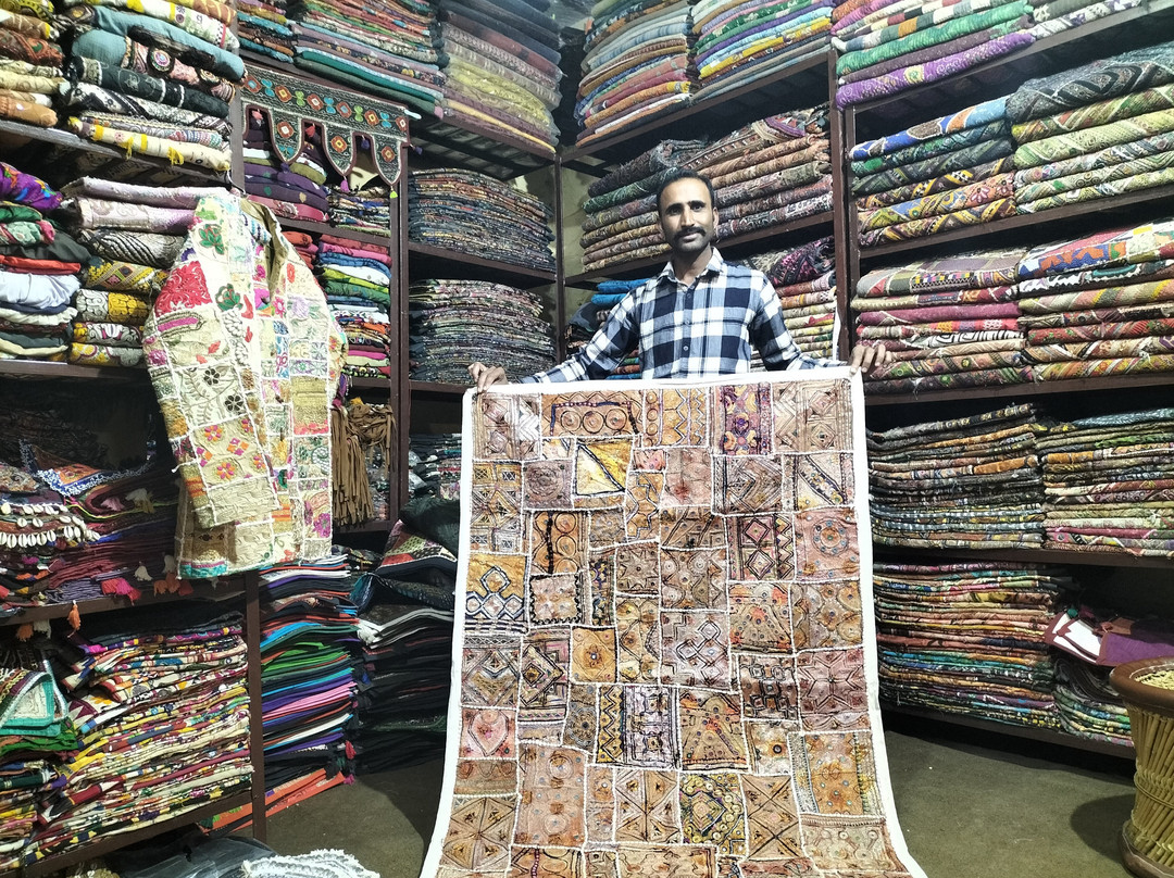 Silk Route Art Gallery-杰伊瑟尔梅尔必去景点