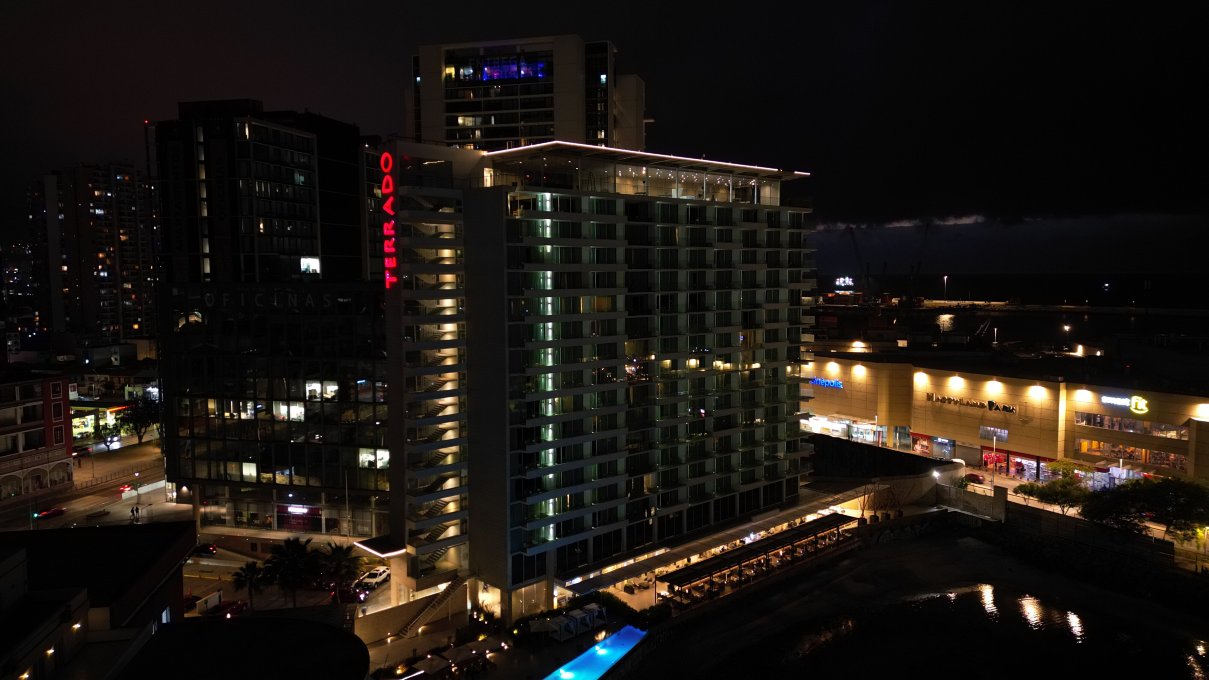 安托法加斯塔特拉多套房酒店-浴室