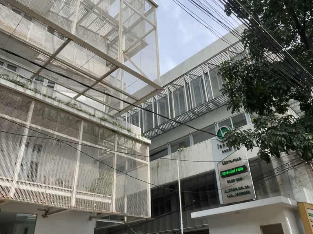 Lenora Hotel主图