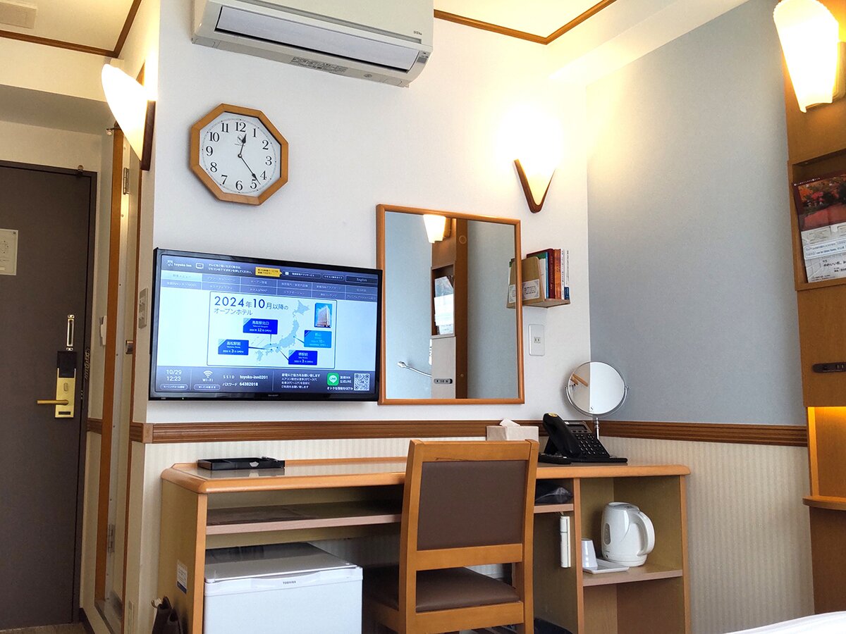 Toyoko Inn Okayama-eki Nishi-guchi Hiroba-客卧