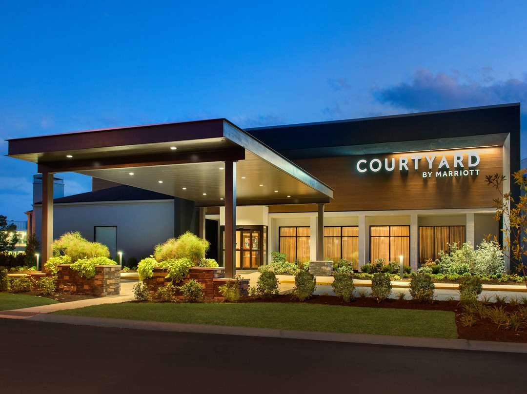 费城德文万怡酒店主图