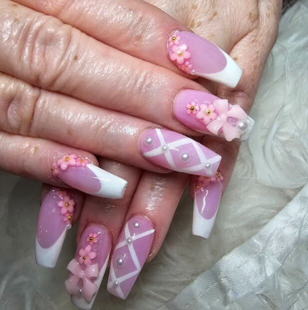247 Organic Nails & Spa景点图片