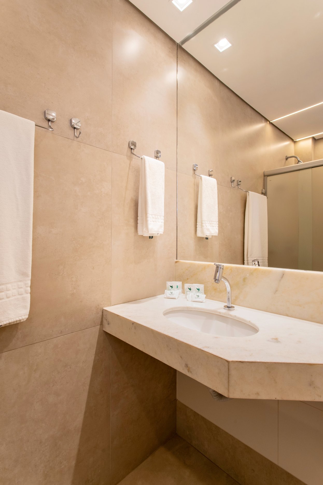 桑托里商务酒店-浴室