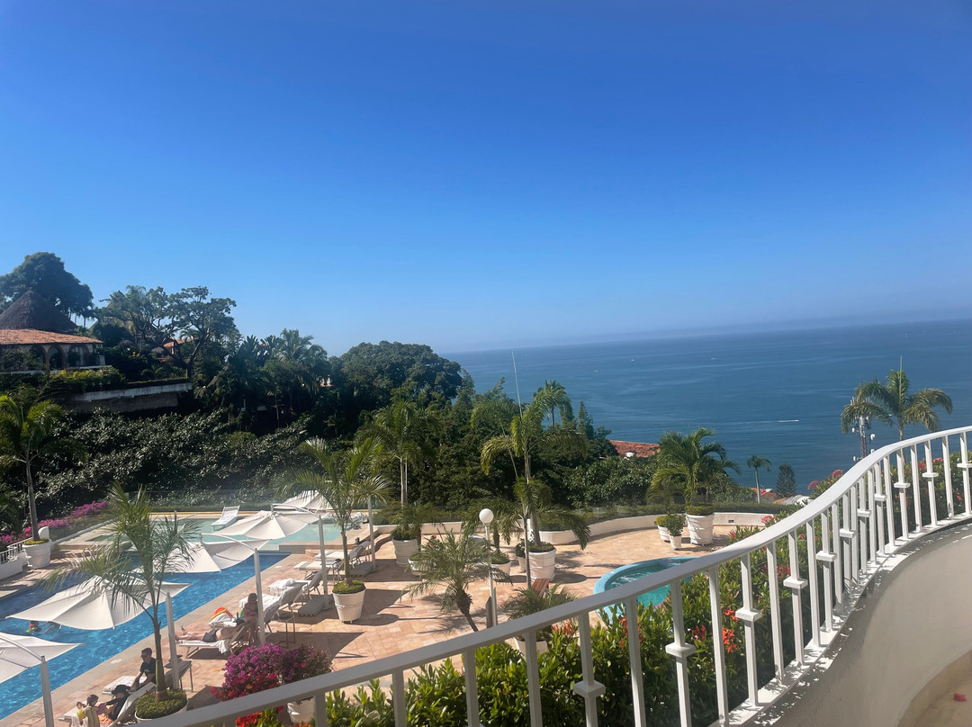 Grand Miramar All Luxury Suites & Residences主图