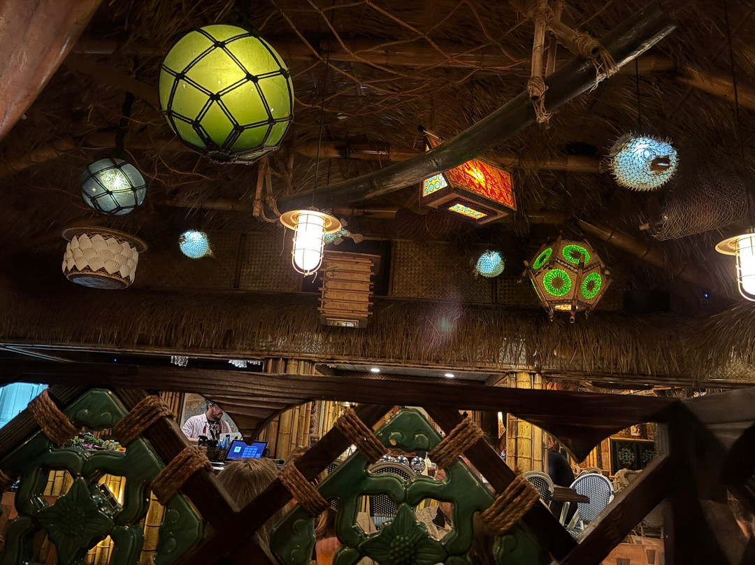 Royal Hawaiian - Laguna