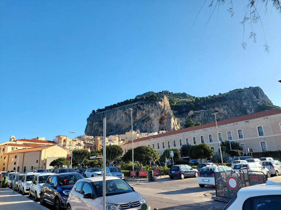 Lungomare Cristoforo Colombo景点图片