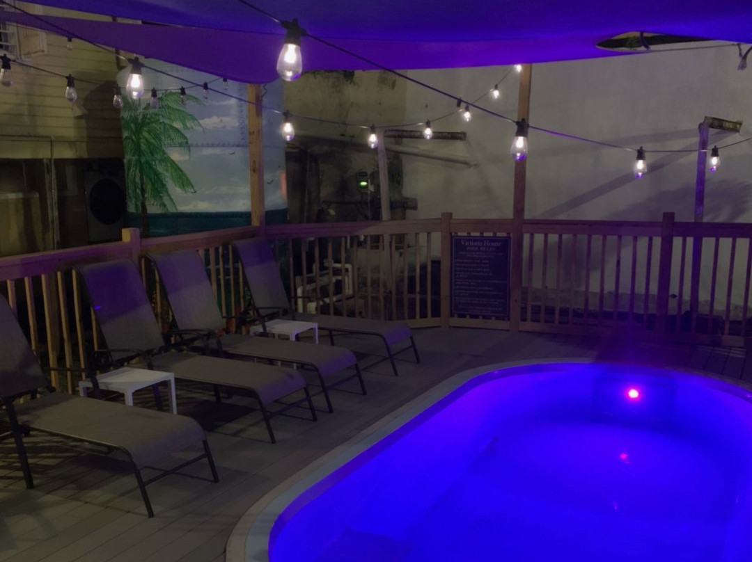 Victoria House主图