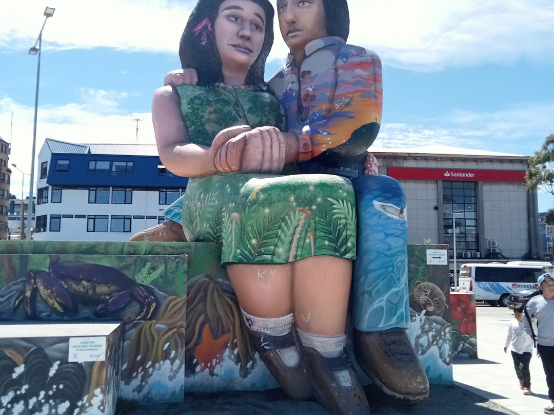 Sentados Frente al Mar-蒙特港必去景点