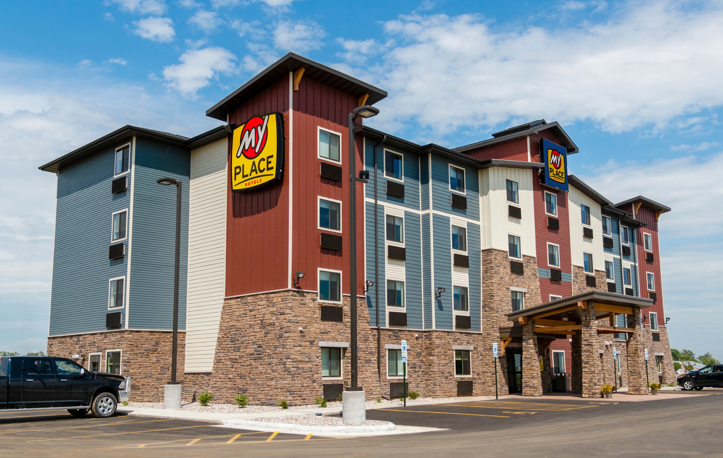 My Place Hotel-Brookings, SD-浴室