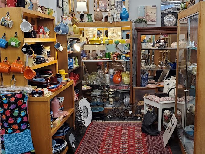 Antique Marketplace景点图片
