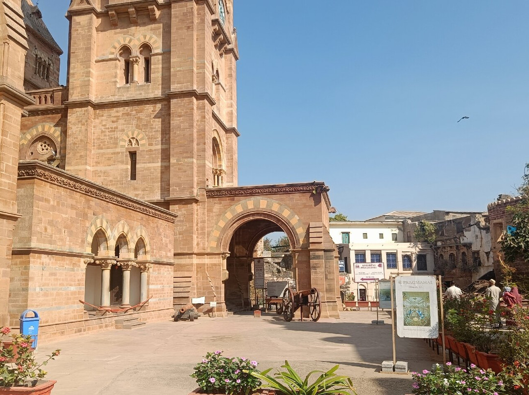 Prag Mahal Palace景点图片