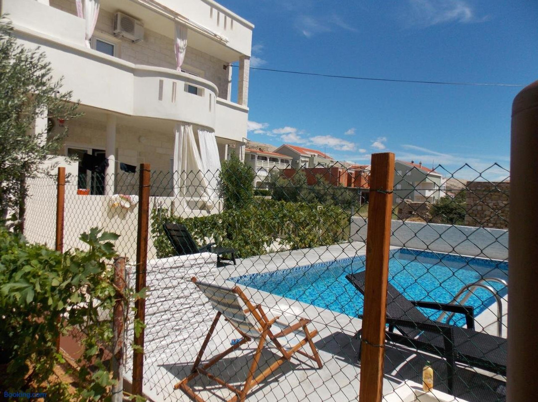 Rocco Apartments