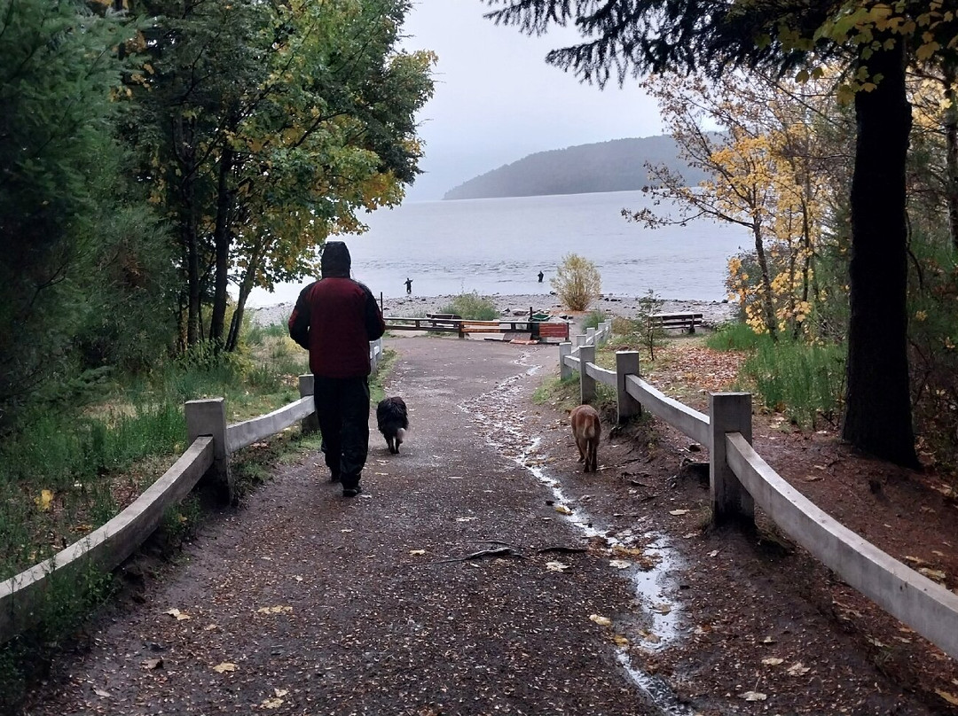 Rio Correntoso-安哥斯度拉村必去景点