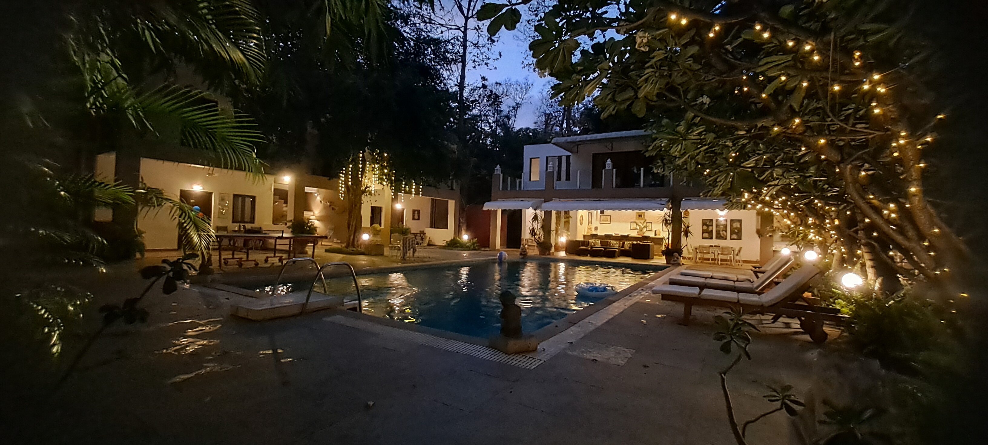 Mango Beach House-官方