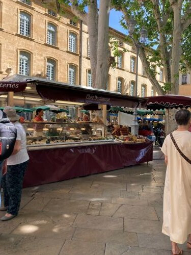 农贸市场-普罗旺斯必去景点