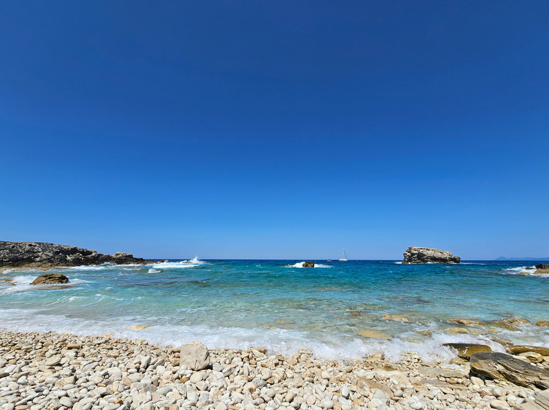 Planos Beach景点图片
