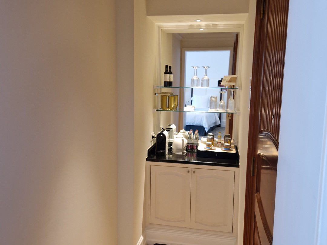 布达佩斯格雷沙姆宫四季酒店主图