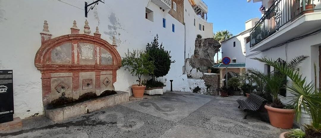 The Old Fountain-弗里希利亚纳必去景点