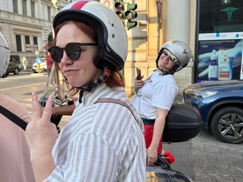 RomeIsmylove Vespa tour in Rome with professional photographer 🛵📸🇮🇹-罗马必去景点