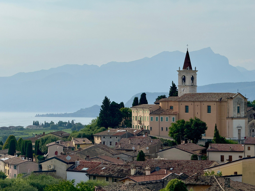 Villa Calicantus-Calmasino必去景点