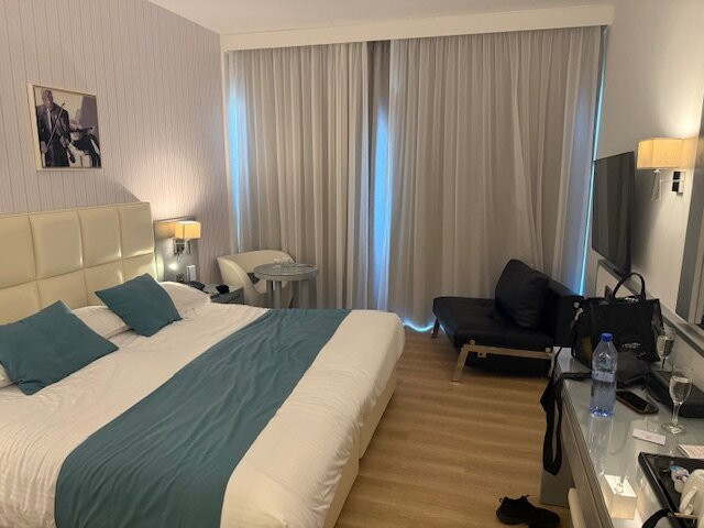 St. George Beach Hotel & Spa Resort主图