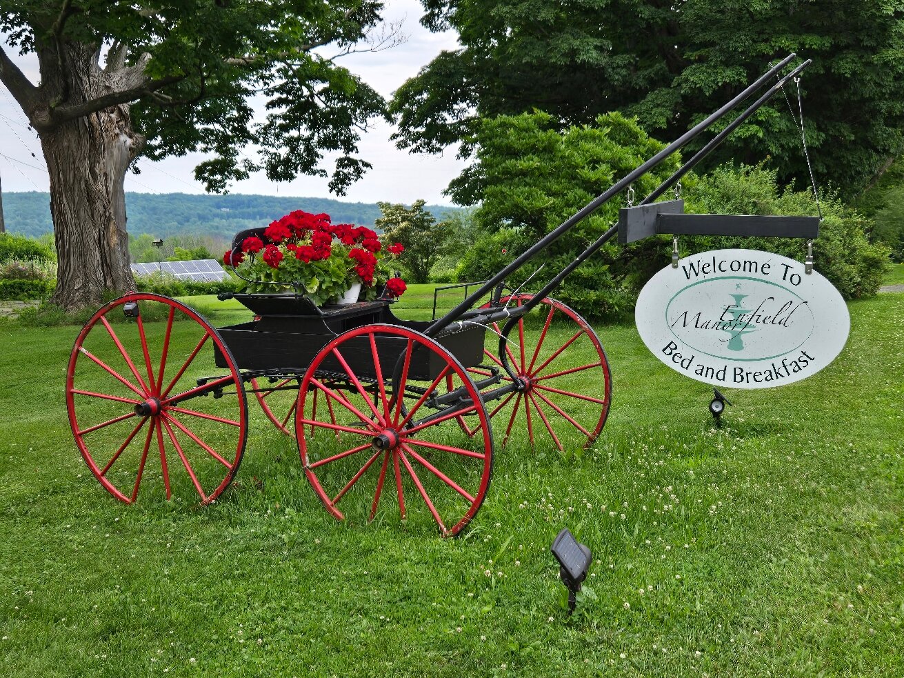 Enfield Manor Bed and Breakfast-官方