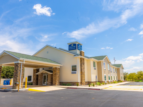 Cobblestone Inn & Suites - Winters