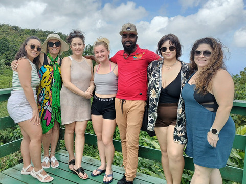 Awesomeflow Taxi Services and Tours