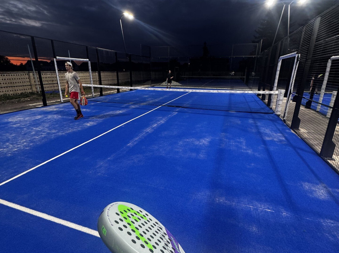 Padel Březí-Brezi必去景点