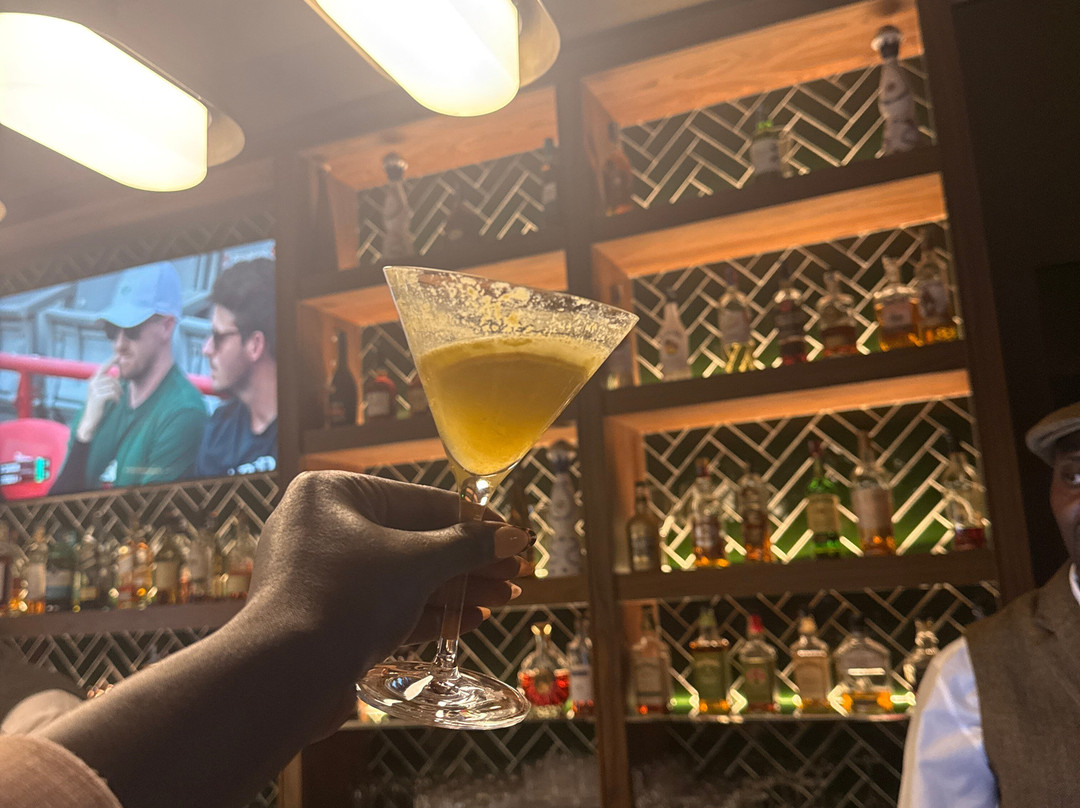 Hudson Tavern Bar & Grill