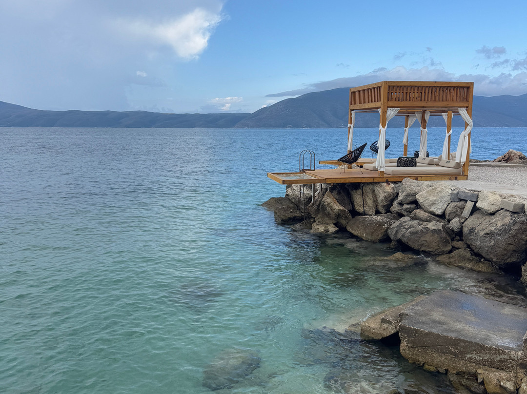 Vega Beach-夫罗勒必去景点