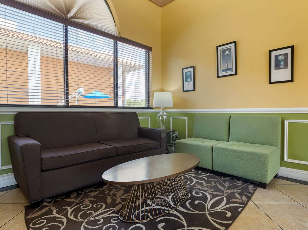 Quality Inn and Suites Mount Dora主图